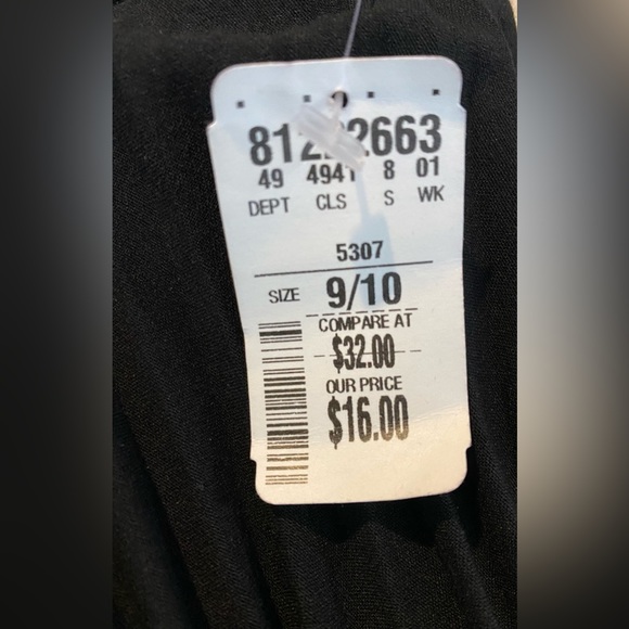 MKM Designs Black Pleated Skirt Size 9/10. Pretty pick for the office or go Goth - Picture 6 of 6